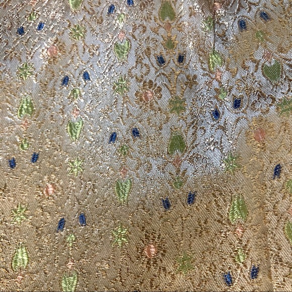 VINTAGE GOLD BROCADE SWING STYLE JACKET - Picture 4 of 10